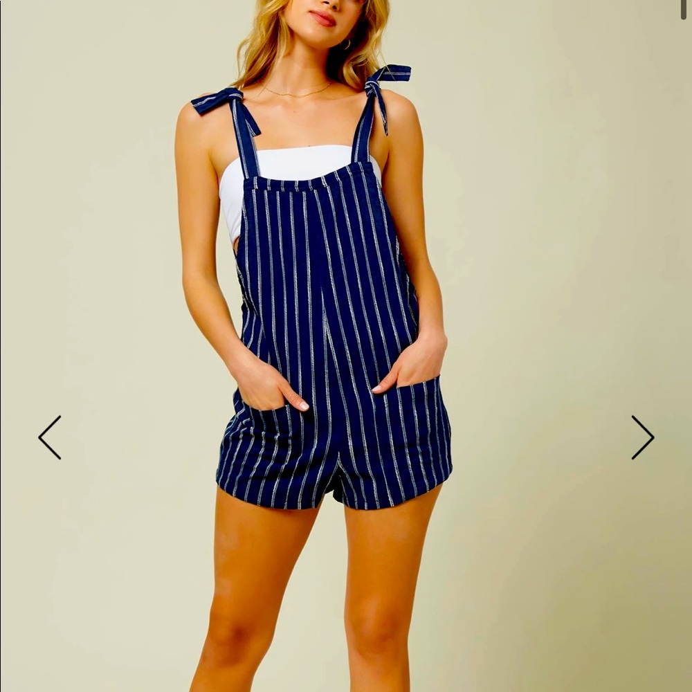 O’Neill Sidney Stripe Navy Romper Medium EUC